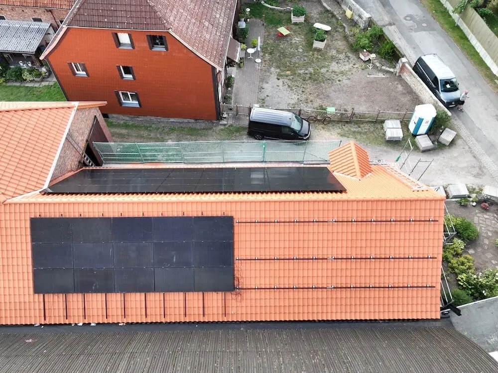 PV-Anlage 28 kWp – Drohnenaufnahme 2